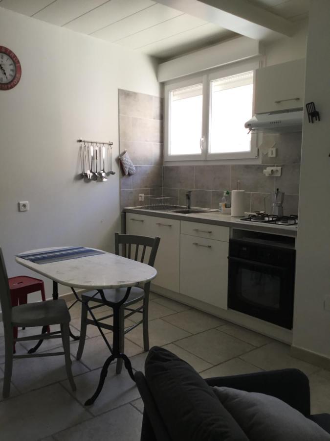Agreable Maison De Village Provencal Volx Buitenkant foto
